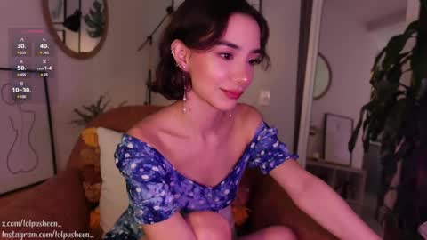 Snapshot of juliette_dee chatting on 01-08-25, 09:34 Juliette Dee online show from 01-08-25, 09:34