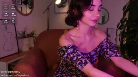 Snapshot of juliette_dee chatting on 02-03-25, 09:29 Juliette Dee online show from 02-03-25, 09:29