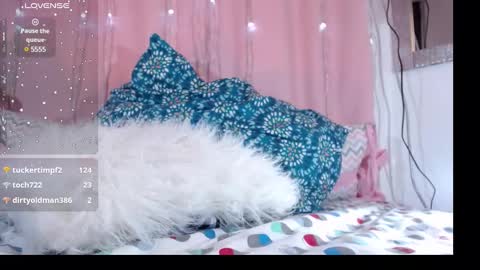 Snapshot of juliette_ponce chatting on 01-13-25, 09:08 juliette online show from 01-13-25, 09:08