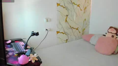 juliette online show from 07-15-26, 05:07