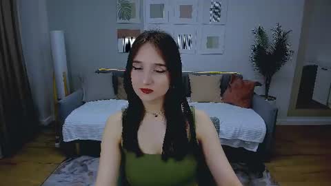 Snapshot of juliettemonli chatting on 06-19-26, 10:30 juliettemonli online show from 06-19-26, 10:30