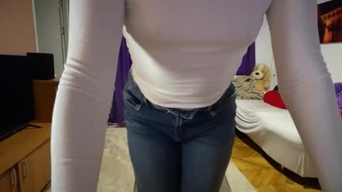 Rose online show from 03-11-26, 09:37