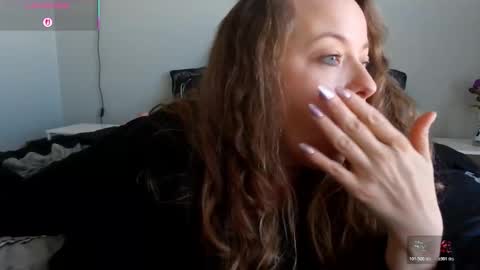 Juli Monroe online show from 01-05-26, 09:18