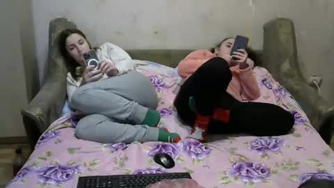 Snapshot of juliya_katie chatting on 12-26-24, 07:16 Juliya Katie online show from 12-26-24, 07:16