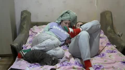 Snapshot of juliya_katie chatting on 01-19-25, 07:58 Juliya Katie online show from 01-19-25, 07:58