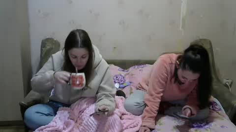 Snapshot of juliya_katie chatting on 02-22-25, 07:36 Juliya Katie online show from 02-22-25, 07:36