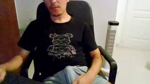 Snapshot of jull2020 chatting on 07-26-26, 07:54 jull2020 online show from 07-26-26, 07:54