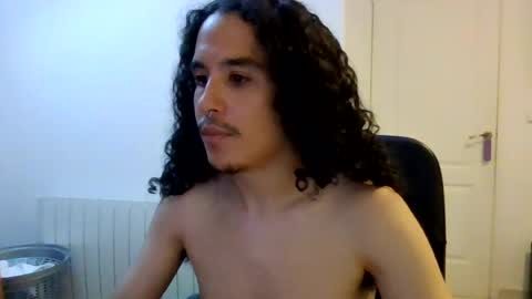 Snapshot of jull2020 chatting on 07-29-26, 07:01 jull2020 online show from 07-29-26, 07:01
