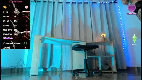 jullian online show from 11-05-25, 02:33