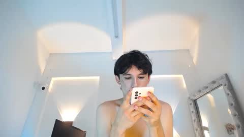 jullian online show from 04-20-26, 08:21