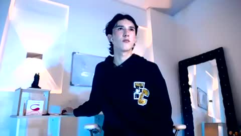 jullian online show from 07-11-26, 07:38