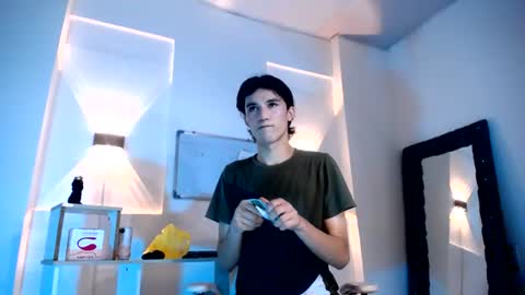 jullian online show from 07-27-26, 07:32