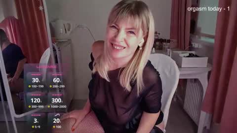 Snapshot of julvilnet chatting on 02-03-25, 08:13 Julia online show from 02-03-25, 08:13