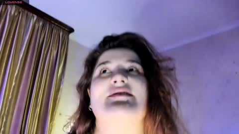 Snapshot of july_slowdive chatting on 01-13-25, 03:26 Julie online show from 01-13-25, 03:26