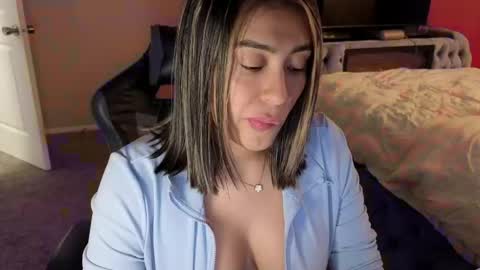 julyclb online show from 05-17-26, 12:08