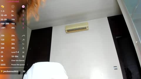 Snapshot of julyssa_sanders chatting on 01-20-25, 12:25 July online show from 01-20-25, 12:25