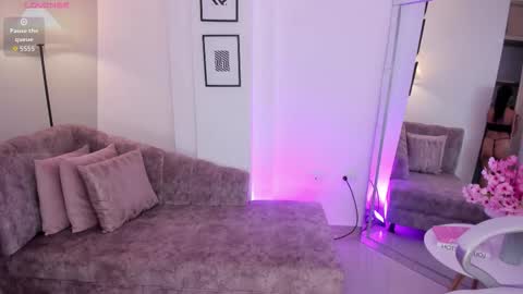 July Adams online show from 11-27-25, 05:20