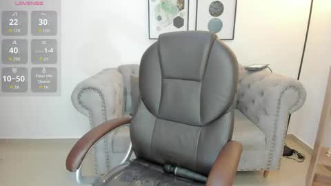 Snapshot of julyy_adams chatting on 05-06-26, 02:51 July Adams online show from 05-06-26, 02:51