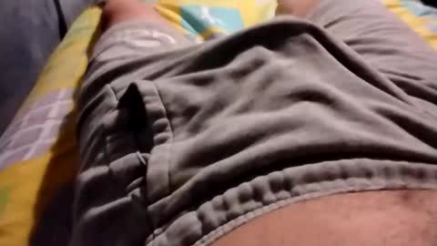 Snapshot of jumezee chatting on 04-18-26, 01:37 Asian office boy online show from 04-18-26, 01:37