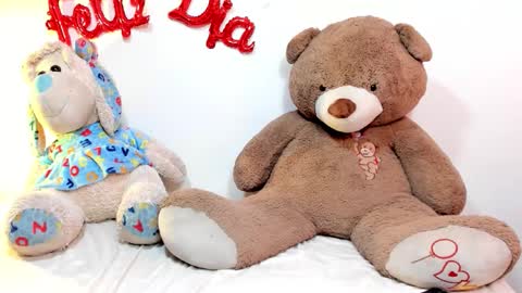 Snapshot of junbootix chatting on 09-29-25, 04:45 ANGELINA indepen camgrl online show from 09-29-25, 04:45