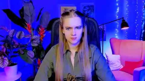 junewoods online show from 03-03-26, 07:03