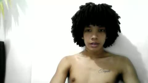 junior_thegoldenboy online show from 05-20-26, 08:59