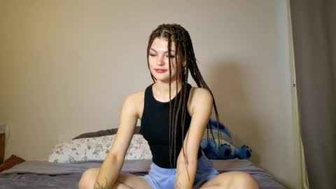 Ashley online show from 12-05-25, 09:18