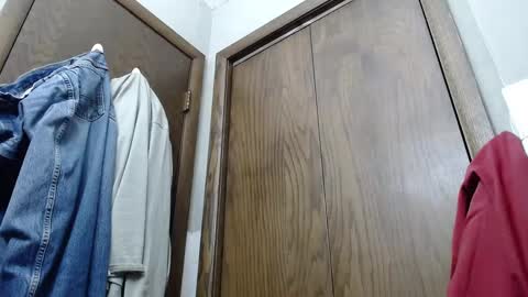 Snapshot of junk_yard_dog chatting on 01-14-25, 01:38 Dave online show from 01-14-25, 01:38