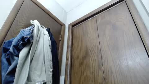 Snapshot of junk_yard_dog chatting on 02-17-25, 01:21 Dave online show from 02-17-25, 01:21