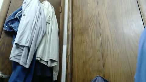 Snapshot of junk_yard_dog chatting on 11-01-25, 01:35 Dave online show from 11-01-25, 01:35