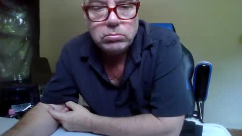 junkhp1 online show from 05-25-26, 04:24