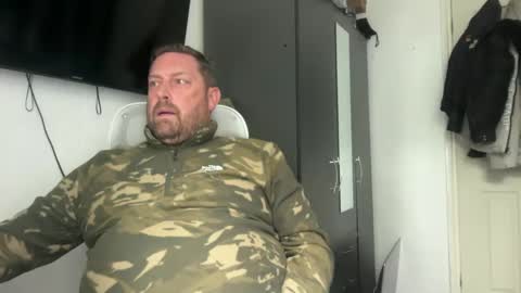 Junky online show from 10-05-25, 02:04