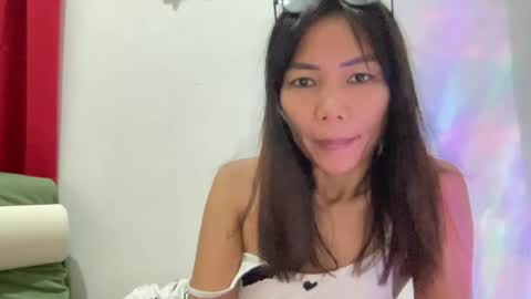 Snapshot of junovaughn chatting on 06-15-26, 11:56 junovaughn online show from 06-15-26, 11:56