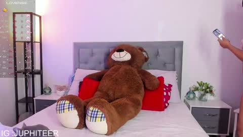 Snapshot of juphiteer chatting on 01-14-25, 04:08 viviana sasha online show from 01-14-25, 04:08