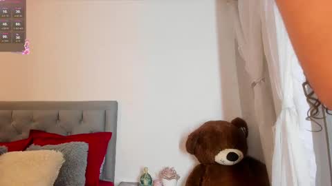 Snapshot of juphiteer chatting on 03-11-25, 03:02 viviana sasha online show from 03-11-25, 03:02