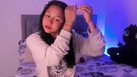Snapshot of juphiteer chatting on 10-14-25, 03:35 viviana sasha online show from 10-14-25, 03:35