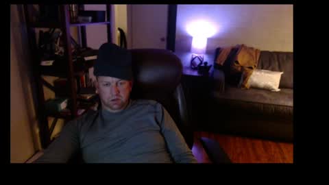 Snapshot of jusbeaz8722 chatting on 12-02-24, 01:58 JustnSide Unexxst online show from 12-02-24, 01:58