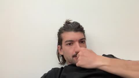 just_a_guy_with_a_big_cock online show from 04-25-26, 12:30