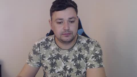 Snapshot of just_a_nice_guy_27 chatting on 03-07-25, 11:18 Alex online show from 03-07-25, 11:18