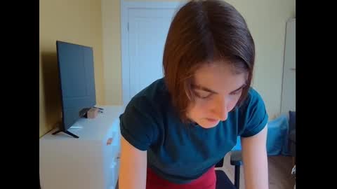 Snapshot of just_be_here chatting on 10-10-25, 12:37 Dary online show from 10-10-25, 12:37