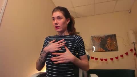 Snapshot of just_curly_ginger chatting on 02-17-26, 09:32 Ginger Curly online show from 02-17-26, 09:32