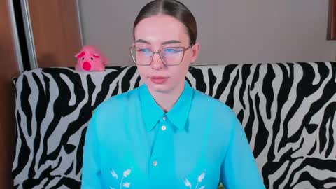 Nika and Mark online show from 02-26-25, 06:00