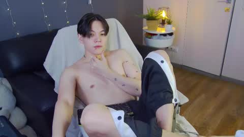 Snapshot of just_gay_ chatting on 02-09-25, 01:14 just_gay_ online show from 02-09-25, 01:14