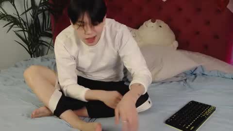 Snapshot of just_gay_ chatting on 02-15-25, 02:00 just_gay_ online show from 02-15-25, 02:00