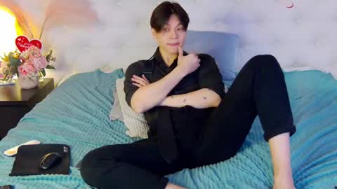 Snapshot of just_gay_ chatting on 02-19-25, 04:33 just_gay_ online show from 02-19-25, 04:33