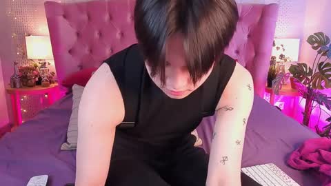 Snapshot of just_gay_ chatting on 03-08-25, 04:28 just_gay_ online show from 03-08-25, 04:28