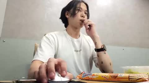 Snapshot of just_gay_ chatting on 10-23-25, 10:19 just_gay_ online show from 10-23-25, 10:19