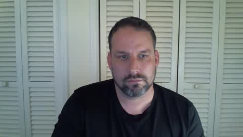 Snapshot of just_inside chatting on 02-18-26, 03:52 just_inside online show from 02-18-26, 03:52