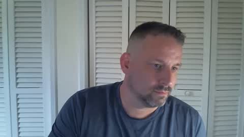 Snapshot of just_inside chatting on 05-14-26, 03:08 just_inside online show from 05-14-26, 03:08