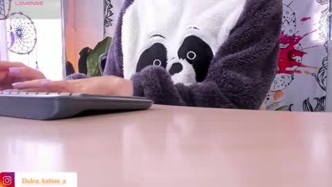 Snapshot of just_katiex chatting on 02-16-25, 01:49 Sofia online show from 02-16-25, 01:49